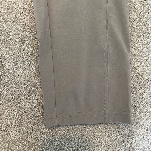 Athleta Women's Cargo‎ Tech Pant Light Grey Size 10 - Picture 2 of 9